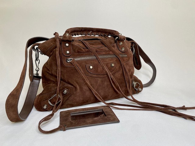 Authentic Balenciaga Classic city bag in brown Luxury Bags  Wallets on  Carousell